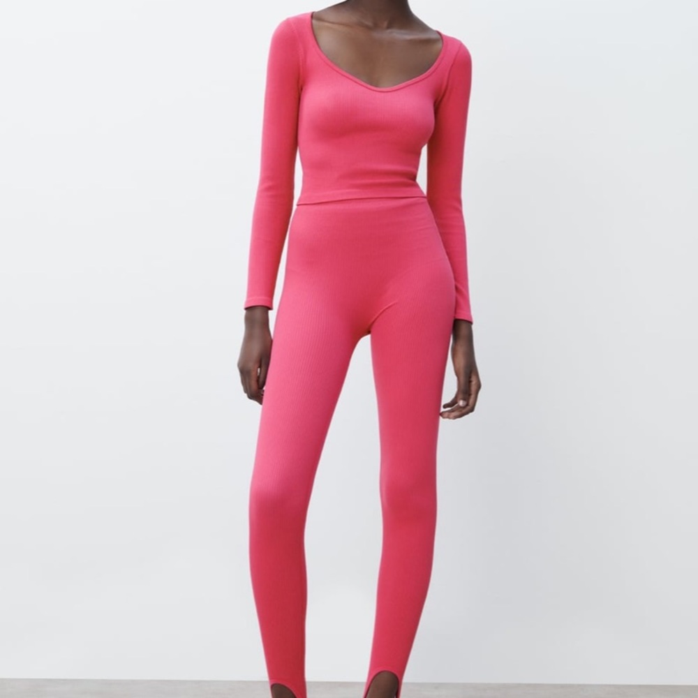 Zara seamless leggings and crop top